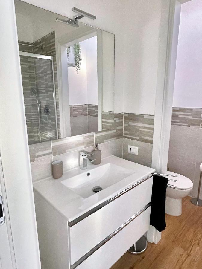 La Casina Verde - Appartamento Mansardato Livorno Exterior foto